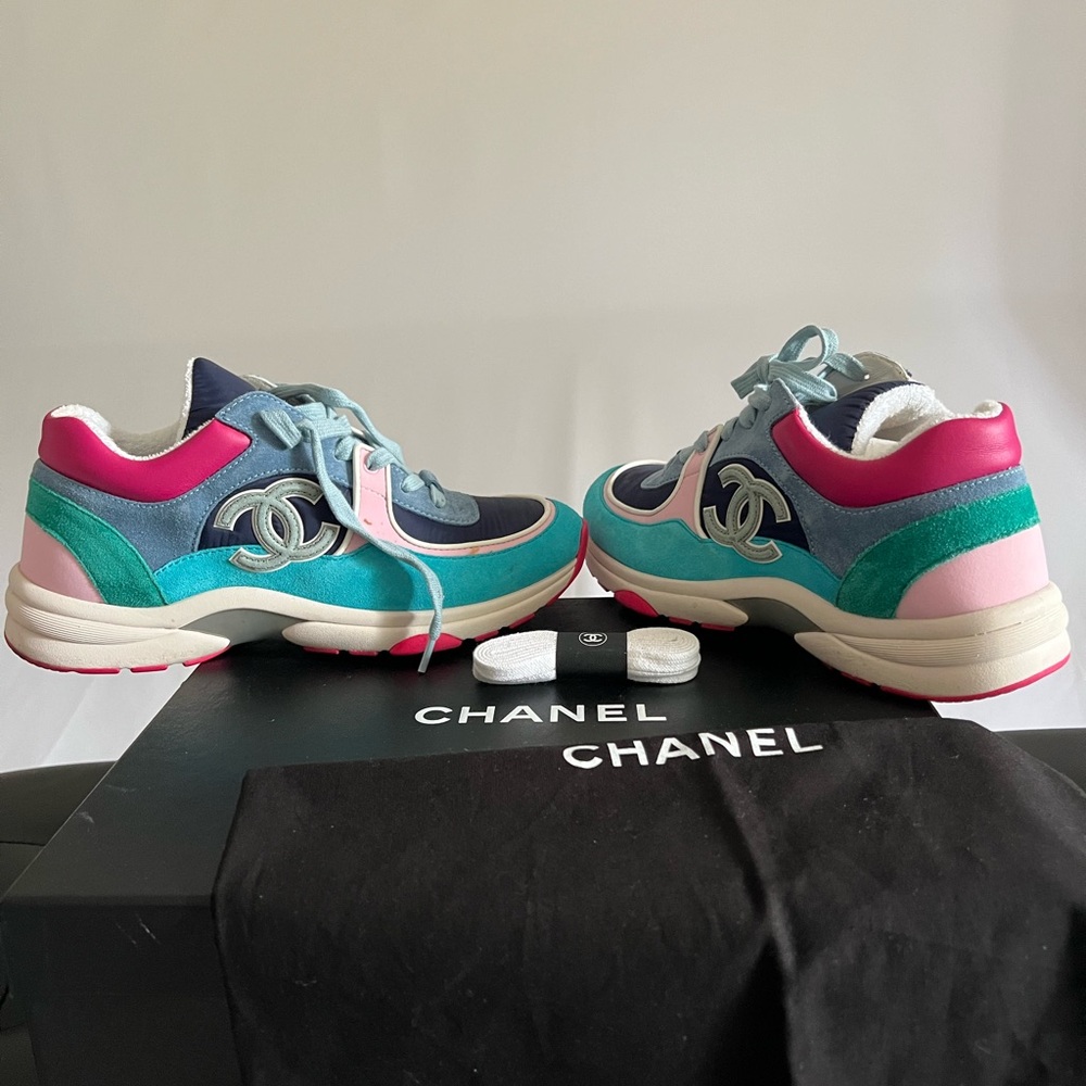 CHANEL Wmns Sneaker ‘Navy Turquoise’